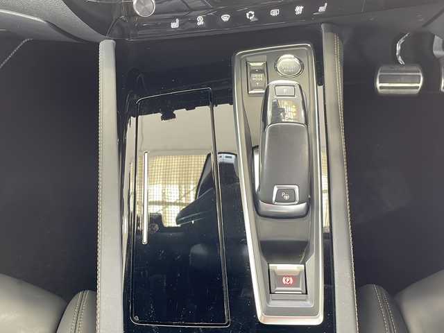 プジョー ５０８ SW GT ブルーHDi 愛媛県 2019(令1)年 4.7万km ブルーアンクル ワンオーナー/メーカーオプションナビ/サンルーフ/バックカメラ、フロントカメラ/前席パワーシート、シートヒーター/前後コーナーセンサー/前方ドライブレコーダー/衝突軽減システム/レーンキープアシスト/電動リアゲート/電動パーキング/ＥＴＣ/追従クルーズコントロール/パドルシフト/LEDヘッドライト/スマートキー/純正フロアマット/オートライト