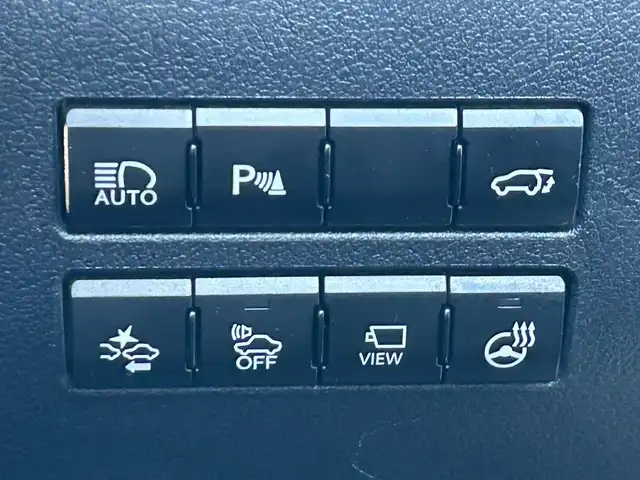 レクサス ＮＸ 300h Fスポーツ 宮城県 2016(平28)年 7.8万km マーキュリーグレーマイカ プリクラッシュセーフティシステムセット/・ミリ波レーダー式プリクラッシュセーフティシステム/・レーダークルーズコントロール/レーンディパーチャーアラートセット/・ステアリング制御付きレーンディパーチャーアラート/・オートマチックハイビーム/ソナーセット/・クリアランスソナー/・バックソナー/パワーバックドア/角型3眼LEDヘッドランプ/＝＝＝/純正ナビ/・CD/DVD/・Bluetooth/・フルセグTV/バックカメラ/ビルトインETC/革シート/シートヒーター/ベンチレーション/パワーシート（運転席メモリー機能付）/革巻きステアリング/ステアリングヒーター/ステアリングスイッチ/パドルシフト/電動パーキングブレーキ/ブレーキホールド/電動格納ミラー/純正18インチAW/スペアタイヤ/純正フロアマット/トノカバー/ドアバイザー/W/サイド/カーテンエアバッグ