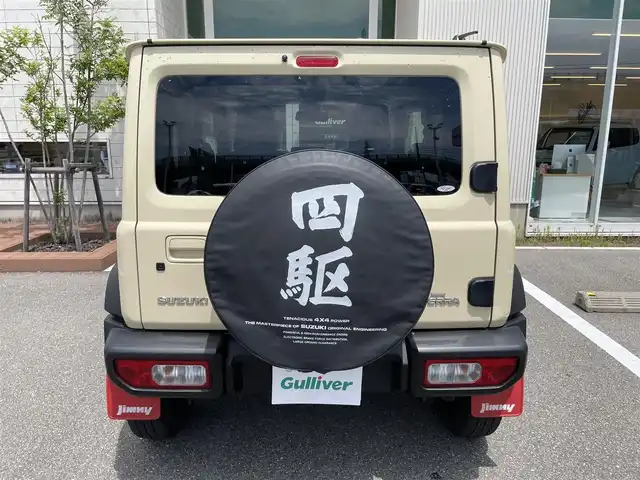 スズキ ジムニー シエラ JL 石川県 2019(令1)年 4.1万km シフォンアイボリーM 4WD/スズキセーフティサポート/オプショングリル/マッドフラップ/純正メモリーナビ/CD/DVD/フルセグTV/スマートキー/プッシュスタート/シートヒーター/電動ミラー/純正アルミホイール/ビルトインETC