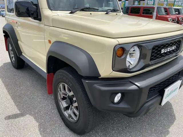 スズキ ジムニー シエラ JL 石川県 2019(令1)年 4.1万km シフォンアイボリーM 4WD/スズキセーフティサポート/オプショングリル/マッドフラップ/純正メモリーナビ/CD/DVD/フルセグTV/スマートキー/プッシュスタート/シートヒーター/電動ミラー/純正アルミホイール/ビルトインETC