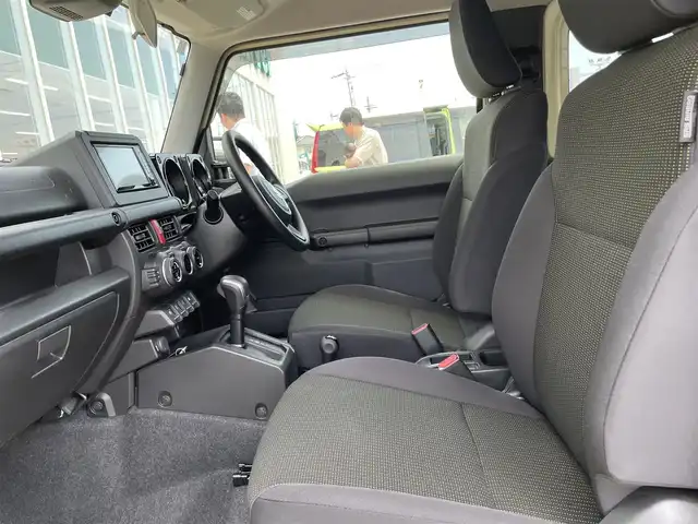 スズキ ジムニー シエラ JL 石川県 2019(令1)年 4.1万km シフォンアイボリーM 4WD/スズキセーフティサポート/オプショングリル/マッドフラップ/純正メモリーナビ/CD/DVD/フルセグTV/スマートキー/プッシュスタート/シートヒーター/電動ミラー/純正アルミホイール/ビルトインETC