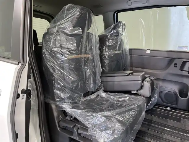 日産 セレナ e－パワー ハイウェイスター V 愛知県 2025(令7)年 0.1万km未満 プリズムホワイト 登録済未使用車/純正１２．３インチナビ　/（Bluetooth/フルセグTV/USB/FM/AM/CarPlay)/アラウンドビューモニター　/ＳＯＳコール　/プロパイロット　/衝突軽減ブレーキ/両側パワースライドドア　/ビルトインＥＴＣ２．０　/デジタルインナーミラー　/ワイヤレス充電　/ブラインドスポットモニター　/コーナーセンサー/車線逸脱警報　/オートマチックハイビーム/ＬＥＤヘッドライト/LEDフォグランプ/ドライブレコーダー/HDMI接続/USB端子/プッシュスタート/　　-スマートキー