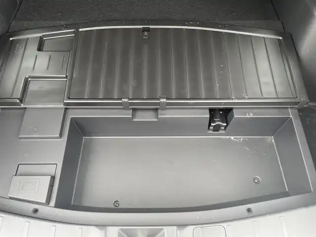 三菱 アウトランダー ＰＨＥＶ G セーフティパッケージ 兵庫県 2014(平26)年 11.9万km アメジストブラック (株)IDOMが運営する【じしゃロン西宮店】の自社ローン専用車両になります。こちらは現金またはオートローンご利用時の価格です。自社ローンご希望の方は別途その旨お申付け下さい/＊ETC/＊クルーズコントロールあり/＊フルセグ/＊シートヒーター/＊エアシート/＊横滑り防止装置/＊オートライト/＊レーンキープアシスト/＊衝突被害軽減システム