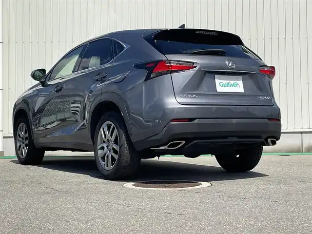 レクサス ＮＸ 200t バージョンL 富山県 2014(平26)年 6.3万km マーキュリーグレーマイカ 〇純正ナビ/〇フルセグTV/〇バックカメラ/〇ビルトインETC/〇ターボ/〇パワーバッグドア/〇LEDヘッドランプ/〇オートライト/〇フォグランプ/〇純正18インチアルミ/〇革巻きステアリング/〇ステアリングヒーター/〇パドルシフト/〇左右独立オートエアコン/〇革シート/〇シートヒーター/〇シートベンチレーション/〇パワーシート/〇スマートエントリー/〇禁煙車