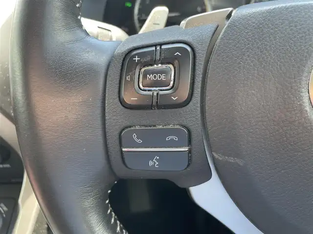レクサス ＮＸ 200t バージョンL 富山県 2014(平26)年 6.3万km マーキュリーグレーマイカ 〇純正ナビ/〇フルセグTV/〇バックカメラ/〇ビルトインETC/〇ターボ/〇パワーバッグドア/〇LEDヘッドランプ/〇オートライト/〇フォグランプ/〇純正18インチアルミ/〇革巻きステアリング/〇ステアリングヒーター/〇パドルシフト/〇左右独立オートエアコン/〇革シート/〇シートヒーター/〇シートベンチレーション/〇パワーシート/〇スマートエントリー/〇禁煙車