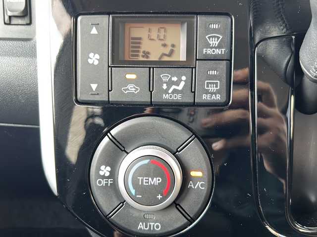 ダイハツ タント カスタム RS SA 埼玉県 2014(平26)年 7.6万km ファイアークォーツレッドM (株)IDOMが運営する【じしゃロン熊谷店】の自社ローン専用車両になりますこちらは現金またはオートローンご利用時の価格です。自社ローンご希望の方は別途その旨お申付け下さい/純正SDナビ/（CD/DVD/ワンセグ/USB/AUX/BT）/ETC/バックカメラ/両側パワースライドドア/ステアリングスイッチ/純正フロアマット/スマートキー/LEDライト/純正15インチAW/フルフラットシート/ベンチシート/横滑り防止装置/盗難防止装置/衝突軽減システム/オートライト