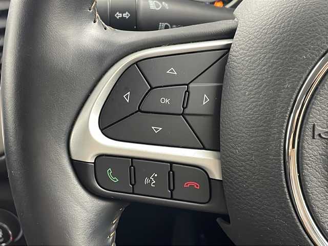 クライスラー・ジープ ジープ コンパス ロンジチュード 岐阜県 2020(令2)年 5.7万km 黒 純正ナビ/AM/FM/bluetooth/USB/AUX/ワンセグTV/バックカメラ/衝突軽減ブレーキ/ブラインドスポットモニター/レーダークルーズコントロール/ドライブレコーダー/コーナーセンサー/ParkSence/ステアリングリモコン/革巻きステアリング/電動パーキングブレーキ/スマートキー/スペアキー/プッシュスタート/オートライト/シガーライター