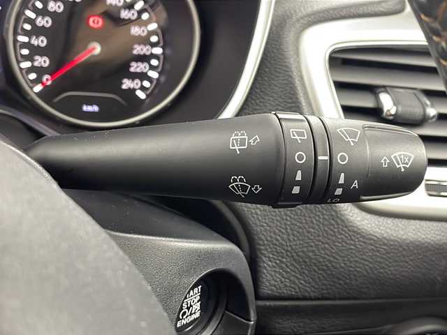 クライスラー・ジープ ジープ コンパス ロンジチュード 岐阜県 2020(令2)年 5.7万km 黒 純正ナビ/AM/FM/bluetooth/USB/AUX/ワンセグTV/バックカメラ/衝突軽減ブレーキ/ブラインドスポットモニター/レーダークルーズコントロール/ドライブレコーダー/コーナーセンサー/ParkSence/ステアリングリモコン/革巻きステアリング/電動パーキングブレーキ/スマートキー/スペアキー/プッシュスタート/オートライト/シガーライター