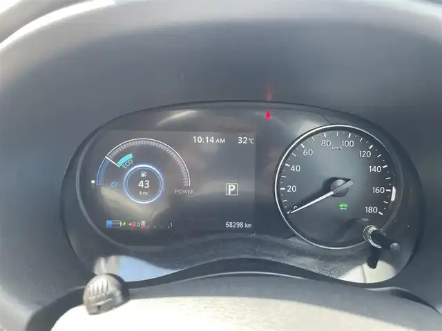 日産 キックス X ツートーンインテリアED 熊本県 2022(令4)年 6.9万km チャイナブルー/スーパーブラック 2トーン 純正ナビ/・AM/FM/CD/DVD/BT/SD/USB/・フルセグTV/アラウンドビューモニター/プロパイロット/エマージェンシーブレーキ/レーンキープアシスト/ふらつき防止/オートマチックハイビーム/デジタルインナーミラー/ドライブレコーダー/レザーシート/前席シートヒーター/ETC/革巻きステアリング/ステアリングスイッチ/ステアリングヒーター/LEDヘッドライト/ルーフレール/電動格納ミラー/ウインカーミラー/ドアバイザー/純正フロアマット/純正アルミホイール/プッシュスタート
