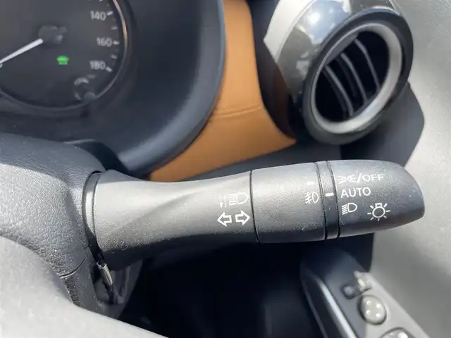 日産 キックス X ツートーンインテリアED 熊本県 2022(令4)年 6.9万km チャイナブルー/スーパーブラック 2トーン 純正ナビ/・AM/FM/CD/DVD/BT/SD/USB/・フルセグTV/アラウンドビューモニター/プロパイロット/エマージェンシーブレーキ/レーンキープアシスト/ふらつき防止/オートマチックハイビーム/デジタルインナーミラー/ドライブレコーダー/レザーシート/前席シートヒーター/ETC/革巻きステアリング/ステアリングスイッチ/ステアリングヒーター/LEDヘッドライト/ルーフレール/電動格納ミラー/ウインカーミラー/ドアバイザー/純正フロアマット/純正アルミホイール/プッシュスタート