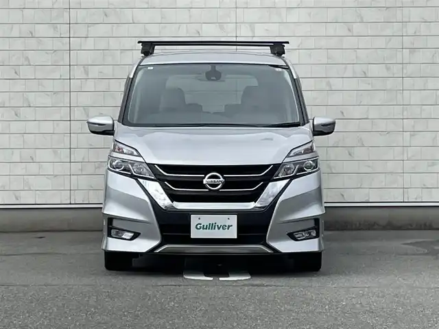 日産 セレナ ハイウェイスター Vセレクション 福岡県 2018(平30)年 5.4万km ブリリアントシルバー 純正9型SDナビ(フルセグTV/CD/DVD/BT)バックカメラコーナーセンサー両側パワスラノーマルクルコンドラレコETCUSB純正フロアマット純正LEDヘッドライト純正アルミホイールプッシュスタートスマートキー
