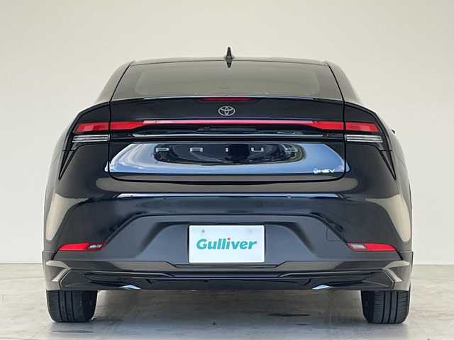 トヨタ プリウス U 愛知県 2023(令5)年 1.5万km アティチュードブラックマイカ トヨタセーフティセンス/モデリスタエアロ/純正ディズプレイオーディオ　ナビ機能なし/レーダークルーズコントロール/シートヒーター/バックカメラ/コーナーセンサー/純正アルミホイール/ETC2.0/ブラインドスポットモニター/LEDヘッドライト/ステアリングヒーター/オートマチックハイビーム/ドライブレコーダー/ステアリングスイッチ/スマートキー/プッシュスタート