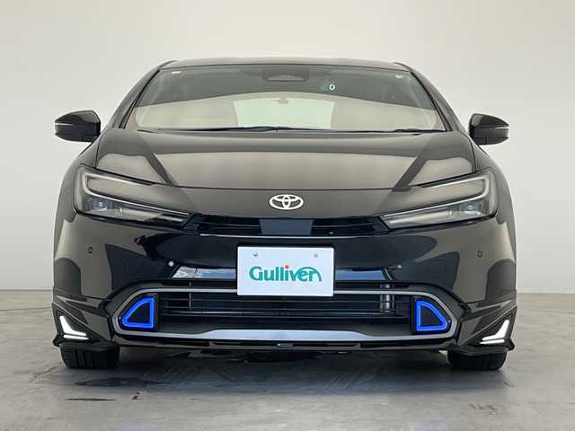 トヨタ プリウス U 愛知県 2023(令5)年 1.5万km アティチュードブラックマイカ トヨタセーフティセンス/モデリスタエアロ/純正ディズプレイオーディオ　ナビ機能なし/レーダークルーズコントロール/シートヒーター/バックカメラ/コーナーセンサー/純正アルミホイール/ETC2.0/ブラインドスポットモニター/LEDヘッドライト/ステアリングヒーター/オートマチックハイビーム/ドライブレコーダー/ステアリングスイッチ/スマートキー/プッシュスタート