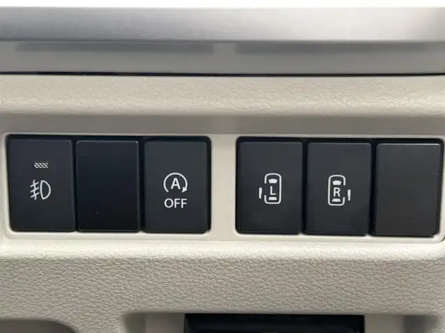 スズキ スペーシア HYBRID X 島根県 2018(平30)年 4.1万km シフォンアイボリーM 登録時走行距離40993km/取扱説明書【車両/ナビ】/保証書/4WD/純正8インチナビ【CD/DVD/Bluetooth】/フルセグテレビ/全周囲カメラ/両側パワースライドドア/衝突軽減ブレーキ/プッシュスタート/スマートキー(スペアスマート×1)/レーンキープアシスト/LEDヘッドライト/オートライト/フォグランプ/コーナーセンサー/前席シートヒーター/ドライブレコーダー/ETC/純正14インチアルミ