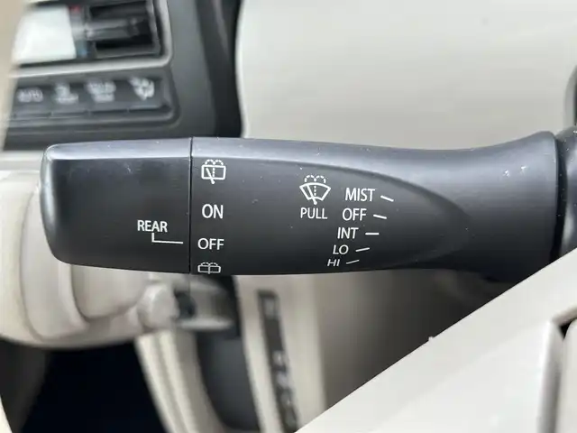 スズキ スペーシア HYBRID X 島根県 2018(平30)年 4.1万km シフォンアイボリーM 登録時走行距離40993km/取扱説明書【車両/ナビ】/保証書/4WD/純正8インチナビ【CD/DVD/Bluetooth】/フルセグテレビ/全周囲カメラ/両側パワースライドドア/衝突軽減ブレーキ/プッシュスタート/スマートキー(スペアスマート×1)/レーンキープアシスト/LEDヘッドライト/オートライト/フォグランプ/コーナーセンサー/前席シートヒーター/ドライブレコーダー/ETC/純正14インチアルミ