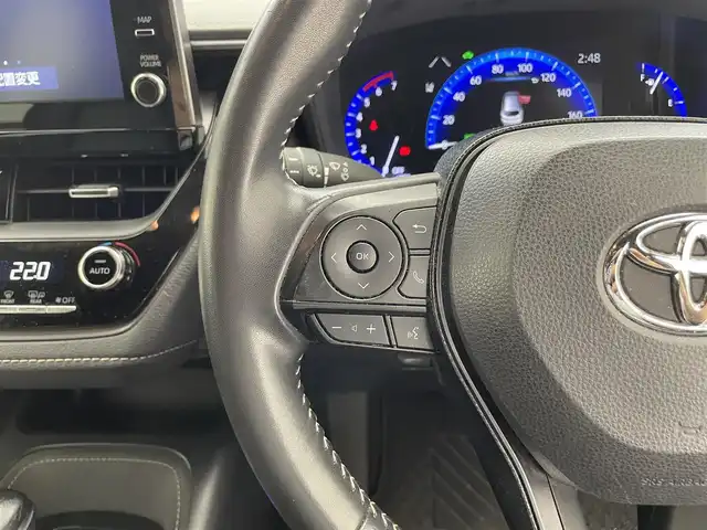 トヨタ カローラツーリング ハイブリッド ダブルバイビー 滋賀県 2020(令2)年 9.3万km ホワイトパールクリスタルシャイン 純正８インチナビ/（Bluetooth/USB/Miracast/フルセグTV）/バックカメラ/コーナーセンサー/追従型クルーズコントロール/電動パーキングブレーキ/衝突軽減装置/LEDライト/オートハイビーム/ハーフレザーシート/ビルトインＥＴＣ/プッシュスタート/スマートキー/オートホールド/ステアリングリモコン/オートライト