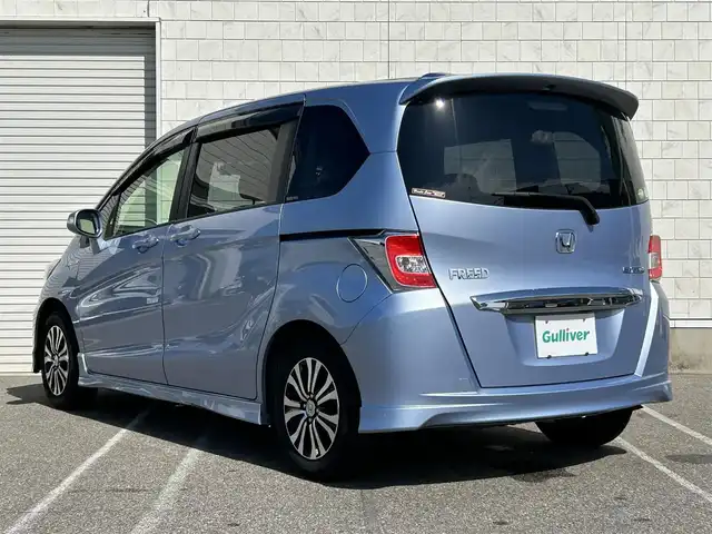 ホンダ フリード ハイブリット ジャストセレクション 新潟県 2014(平26)年 7.2万km プレミアムブルーオパールメタリック 社外ナビ【フルセグTV/FM・AM/BT】/バックカメラ/クルーズコントロール/両側パワースライドドア/ETC/ドライブレコーダー/ハーフレザーシート/3列シート/革巻きステアリング/ステアリングスイッチ/LEDヘッドライト/スマートキー/スペアキー/純正アルミホイール/純正フロアマット