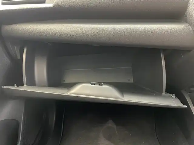 ホンダ フィット 13G L ホンダセンシング 鹿児島県 2018(平30)年 6.2万km プラチナホワイトパール 禁煙　/ホンダセンシング　/○衝突軽減ブレーキ　/○誤発進抑制機能　/○車線維持支援システム/○先行車発進お知らせ機能/○標識認識機能/ディスプレイオーディオ　/バックカメラ　/追従型クルーズコントロール　/前後ドライブレコーダー　/純正ドアバイザー　/純正フロアマット　/ＥＴＣ　/ＬＥＤヘッドライト/オートライト