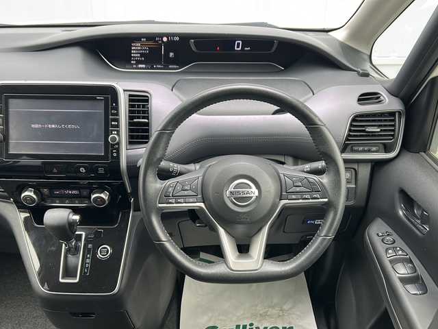 日産 セレナ ハイウェイスター V 三重県 2019(令1)年 4.7万km ブリリアントホワイトパール 純正9型ナビ /バックカメラ /BSM /両側パワースライドドア /ETC /前後コーナーセンサー /クルーズコントロール /衝突軽減ブレーキ /USB給電/LEDヘッドライト /オートライト /革巻きステアリング /ステアリングスイッチ/電動格納ミラー/禁煙車