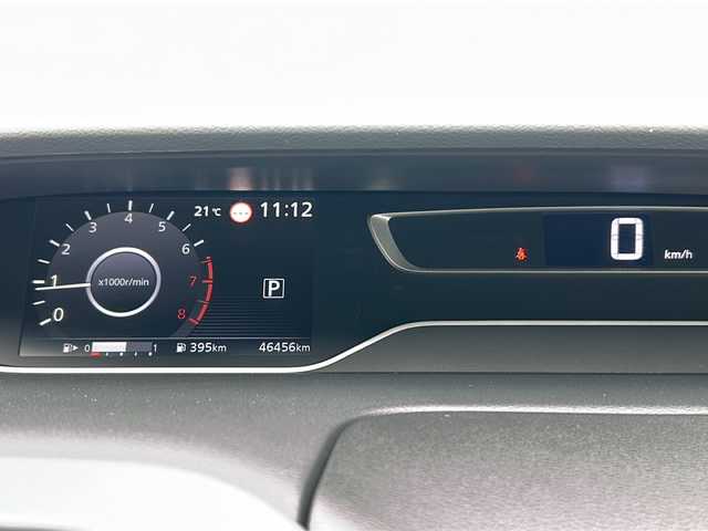 日産 セレナ ハイウェイスター V 三重県 2019(令1)年 4.7万km ブリリアントホワイトパール 純正9型ナビ /バックカメラ /BSM /両側パワースライドドア /ETC /前後コーナーセンサー /クルーズコントロール /衝突軽減ブレーキ /USB給電/LEDヘッドライト /オートライト /革巻きステアリング /ステアリングスイッチ/電動格納ミラー/禁煙車