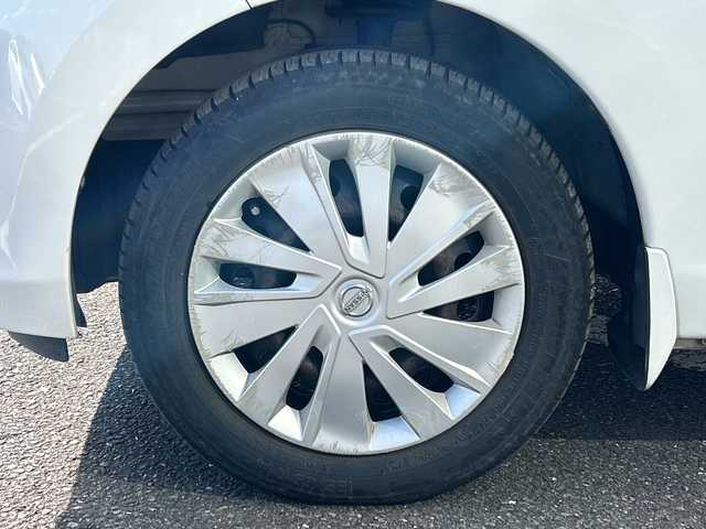 日産 デイズ X 鹿児島県 2014(平26)年 6.5万km ホワイトパール 純正ナビ/（Bluetooth/CD/DVD）/アラウンドビューモニター/アイドリングストップ/純正フロアマット/ドアバイザー/パワーウィンドウ/パワーステアリング/スマートキー/スペアキー×１