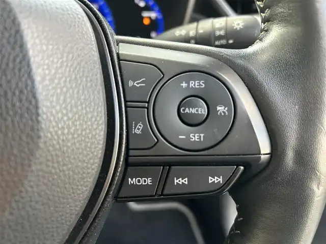 トヨタ カローラツーリング ハイブリッド ダブルバイビー 群馬県 2021(令3)年 2.8万km ブラックマイカ/ホワイトパールクリスタルシャイン 2トーン ４WD/ワンオーナー/メモリナビ/Bluetooth/バックカメラ/コーナーセンサー/クルーズコントロール/シートヒーター/ハンドルヒーター/ETC2.0/純正17インチアルミホイール