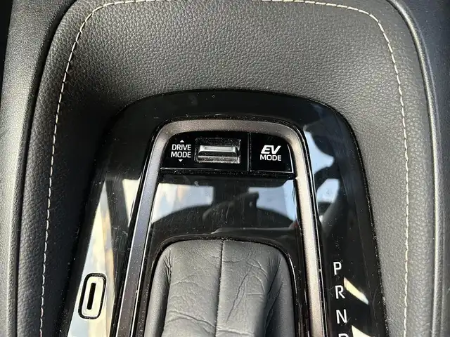 トヨタ カローラツーリング ハイブリッド ダブルバイビー 群馬県 2021(令3)年 2.8万km ブラックマイカ/ホワイトパールクリスタルシャイン 2トーン ４WD/ワンオーナー/メモリナビ/Bluetooth/バックカメラ/コーナーセンサー/クルーズコントロール/シートヒーター/ハンドルヒーター/ETC2.0/純正17インチアルミホイール