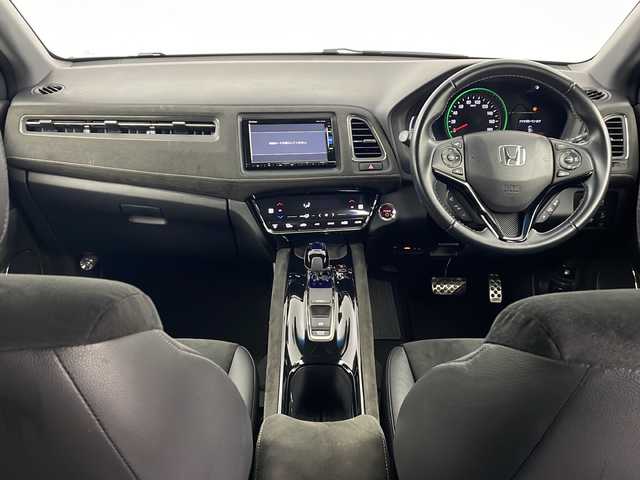 ホンダ ヴェゼル ハイブリッド RS ホンダセンシング 埼玉県 2017(平29)年 3.6万km クリスタルブラックパール バックカメラ/純正SDナビ/アダプティブクルーズコントロール/プッシュスタート/衝突被害軽減ブレーキ/フルセグテレビ/シートヒーター/純正フロアマット/ビルトインETC/シートヒーター/ブレーキホールド/レーンアシスト/オートLEDライト/パドルシフト/ハーフレザーシート/自動防眩式ルームミラー