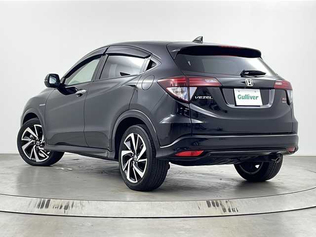 ホンダ ヴェゼル ハイブリッド RS ホンダセンシング 埼玉県 2017(平29)年 3.6万km クリスタルブラックパール バックカメラ/純正SDナビ/アダプティブクルーズコントロール/プッシュスタート/衝突被害軽減ブレーキ/フルセグテレビ/シートヒーター/純正フロアマット/ビルトインETC/シートヒーター/ブレーキホールド/レーンアシスト/オートLEDライト/パドルシフト/ハーフレザーシート/自動防眩式ルームミラー