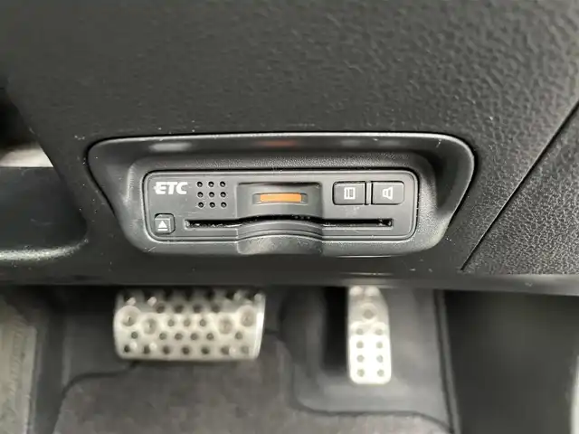 ホンダ ＣＲ－Ｚ αブラックレーベル 千葉県 2013(平25)年 6.3万km プレミアムホワイトパール 純正HDDナビ/・CD/DVD/MSV/ワンセグTV/バックカメラ/クルーズコントロール/スマートキー/パドルシフト/純正キセノンヘッドライト/フォグランプ/社外ドライブレコーダー/ビルトインETC/純正16インチアルミホイール/本革巻きステアリング/ドアバイザー/オートライト