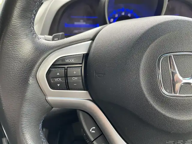 ホンダ ＣＲ－Ｚ αブラックレーベル 千葉県 2013(平25)年 6.3万km プレミアムホワイトパール 純正HDDナビ/・CD/DVD/MSV/ワンセグTV/バックカメラ/クルーズコントロール/スマートキー/パドルシフト/純正キセノンヘッドライト/フォグランプ/社外ドライブレコーダー/ビルトインETC/純正16インチアルミホイール/本革巻きステアリング/ドアバイザー/オートライト