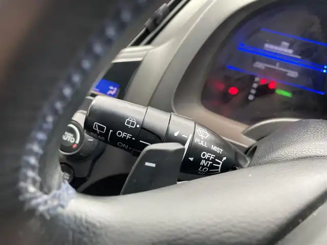 ホンダ ＣＲ－Ｚ αブラックレーベル 千葉県 2013(平25)年 6.3万km プレミアムホワイトパール 純正HDDナビ/・CD/DVD/MSV/ワンセグTV/バックカメラ/クルーズコントロール/スマートキー/パドルシフト/純正キセノンヘッドライト/フォグランプ/社外ドライブレコーダー/ビルトインETC/純正16インチアルミホイール/本革巻きステアリング/ドアバイザー/オートライト