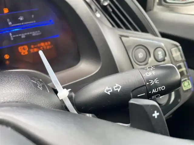 ホンダ ＣＲ－Ｚ αブラックレーベル 千葉県 2013(平25)年 6.3万km プレミアムホワイトパール 純正HDDナビ/・CD/DVD/MSV/ワンセグTV/バックカメラ/クルーズコントロール/スマートキー/パドルシフト/純正キセノンヘッドライト/フォグランプ/社外ドライブレコーダー/ビルトインETC/純正16インチアルミホイール/本革巻きステアリング/ドアバイザー/オートライト