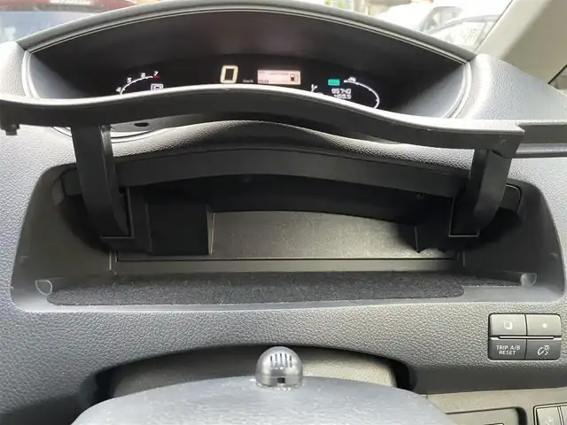 日産 セレナ HWS S HV Vエアロ+Sefty Aセーフ 兵庫県 2015(平27)年 9.6万km ブリリアントホワイトパール (株)IDOMが運営する【じしゃロン西宮店】の自社ローン対象車両になります。こちらは現金ご利用時の価格です。自社ローンご希望の方は別途その旨お申付け下さい。/＊ETC/＊バックカメラ/＊全方位カメラ/＊パワステ/＊パワーウィンドウ/＊フルセグ/＊クルーズコントロールあり/＊両側パワスラ/＊横滑り防止装置/＊コーナーセンサー/＊レーンキープアシスト/＊オートライト/＊衝突被害軽減システム/＊フリップダウンモニター