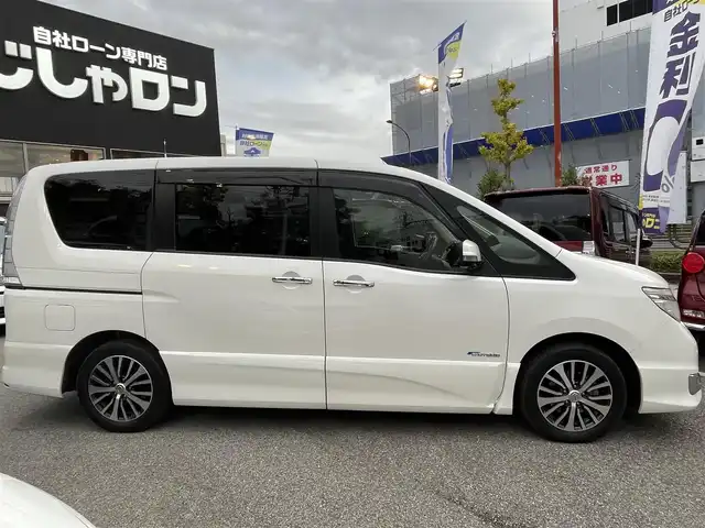 日産 セレナ HWS S HV Vエアロ+Sefty Aセーフ 兵庫県 2015(平27)年 9.6万km ブリリアントホワイトパール (株)IDOMが運営する【じしゃロン西宮店】の自社ローン対象車両になります。こちらは現金ご利用時の価格です。自社ローンご希望の方は別途その旨お申付け下さい。/＊ETC/＊バックカメラ/＊全方位カメラ/＊パワステ/＊パワーウィンドウ/＊フルセグ/＊クルーズコントロールあり/＊両側パワスラ/＊横滑り防止装置/＊コーナーセンサー/＊レーンキープアシスト/＊オートライト/＊衝突被害軽減システム/＊フリップダウンモニター