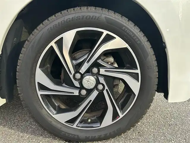 スバル ステラ カスタム RS スマートアシスト 富山県 2019(令1)年 3.5万km パールホワイトⅢ ナビ/フルセグTV/Bluetooth/バックカメラ/純正AW15インチ/スマートキー/ETC/LEDヘッドライト/シートヒーター/横滑り防止装置/衝突軽減ブレーキ/オートハイビーム