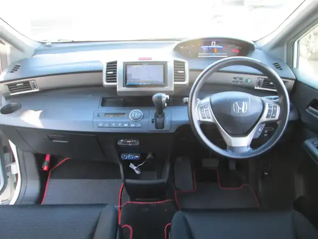 ホンダ フリード スパイク ハイブリット ジャストセレクション 千葉県 2013(平25)年 12.4万km ホワイトオーキッドパール 無限フルエアロ/社外HDDナビ、フルセグTV/バックカメラ/オーディオ【CD/DVD/BT/MSV】/パワースライドドア/HIDヘッドライト/無限イルミネーショングリル/無限フロアマット/無限ドアバイザー/無限16インチホイール/純正ビルドインETC/クルーズコントロール/ステアリングリモコン/新車保証書/取扱説明書/スペアキー