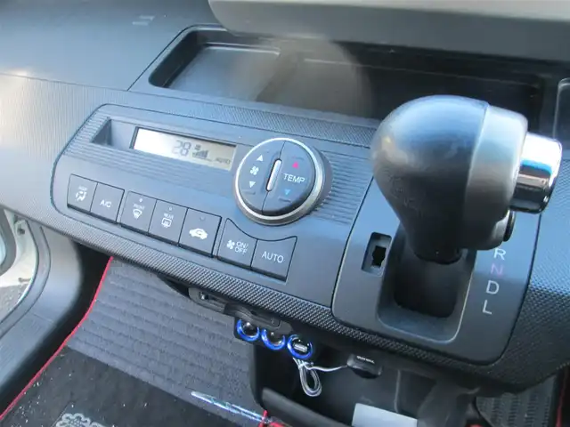 ホンダ フリード スパイク ハイブリット ジャストセレクション 千葉県 2013(平25)年 12.4万km ホワイトオーキッドパール 無限フルエアロ/社外HDDナビ、フルセグTV/バックカメラ/オーディオ【CD/DVD/BT/MSV】/パワースライドドア/HIDヘッドライト/無限イルミネーショングリル/無限フロアマット/無限ドアバイザー/無限16インチホイール/純正ビルドインETC/クルーズコントロール/ステアリングリモコン/新車保証書/取扱説明書/スペアキー