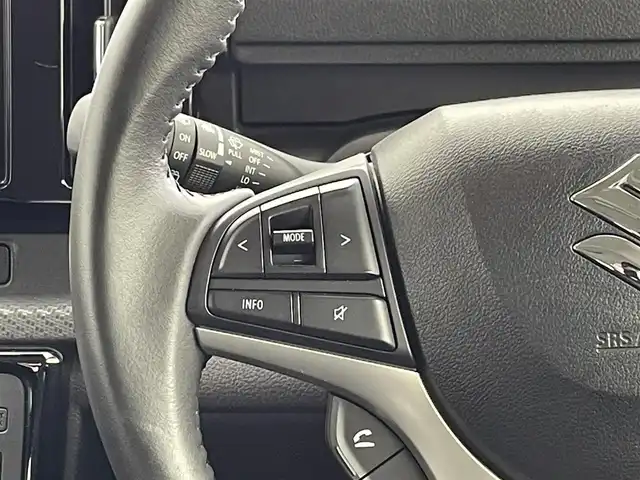 スズキ ソリオ バンディット HV MV 群馬県 2022(令4)年 0.6万km ピュアホワイトP 純正９インチナビ　全方位モニター　両側パワースライドドア　レーダークルーズコントロール　ハイビームアシスト　シートヒーター　純正１５インチＡＷ　ステアリングリモコン　ヘッドアップディスプレイ　禁煙車