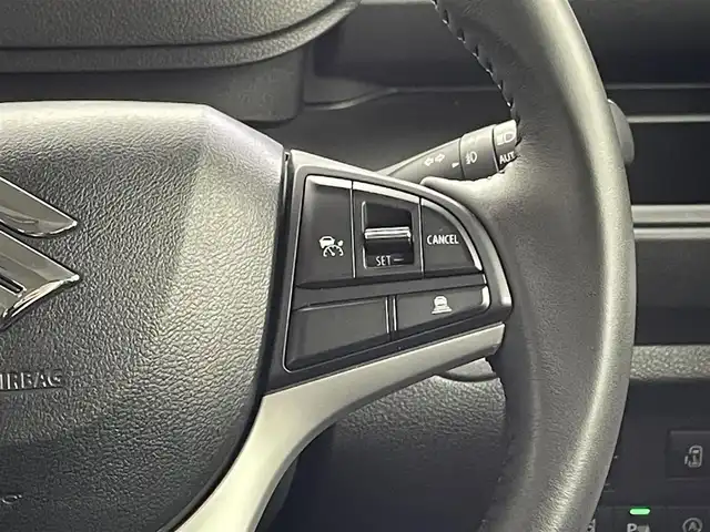 スズキ ソリオ バンディット HV MV 群馬県 2022(令4)年 0.6万km ピュアホワイトP 純正９インチナビ　全方位モニター　両側パワースライドドア　レーダークルーズコントロール　ハイビームアシスト　シートヒーター　純正１５インチＡＷ　ステアリングリモコン　ヘッドアップディスプレイ　禁煙車