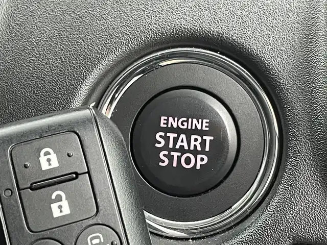 スズキ ソリオ バンディット HV MV 群馬県 2022(令4)年 0.6万km ピュアホワイトP 純正９インチナビ　全方位モニター　両側パワースライドドア　レーダークルーズコントロール　ハイビームアシスト　シートヒーター　純正１５インチＡＷ　ステアリングリモコン　ヘッドアップディスプレイ　禁煙車