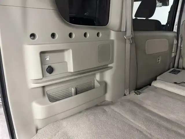 スズキ エブリィ ワゴン PZターボ スペシャル 三重県 2016(平28)年 4万km パールホワイト ガソリン・ターボ/キャブオーバーFR/インパネ4AT/パナソニック・ストラーダ 7インチ『美優ナビ』 CN-RX02D/（FM/AM/SD/iPod/TV/USB/Bluetooth/MEMORY MUSIC/CD/DVD/Blu-ray/HDMI/VTR）/バックアイカメラ/両側パワースライドドア/ETC/安全/・レーダーブレーキサポート/・ESP（横すべり防止機能）/・ヒルホールドコントロール（坂道発進補助）/・運転席、助手席エアバッグ/装備/・電動オートステップ/・オートエアコン/・リアヒーター/・オートライト/・ディスチャージヘッドライト/・フロントフォグライト/・ステアリングスイッチ/・純正14inAW/・電動格納ドアミラー/・パワーステアリング/・パワーウインドウ/・プッシュスタート/・スマートキーx2/・保/取/ナビ取/など