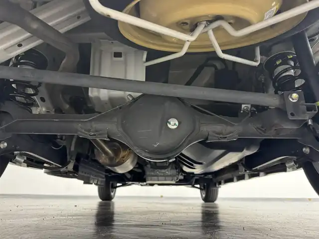 スズキ エブリィ ワゴン PZターボ スペシャル 三重県 2016(平28)年 4万km パールホワイト ガソリン・ターボ/キャブオーバーFR/インパネ4AT/パナソニック・ストラーダ 7インチ『美優ナビ』 CN-RX02D/（FM/AM/SD/iPod/TV/USB/Bluetooth/MEMORY MUSIC/CD/DVD/Blu-ray/HDMI/VTR）/バックアイカメラ/両側パワースライドドア/ETC/安全/・レーダーブレーキサポート/・ESP（横すべり防止機能）/・ヒルホールドコントロール（坂道発進補助）/・運転席、助手席エアバッグ/装備/・電動オートステップ/・オートエアコン/・リアヒーター/・オートライト/・ディスチャージヘッドライト/・フロントフォグライト/・ステアリングスイッチ/・純正14inAW/・電動格納ドアミラー/・パワーステアリング/・パワーウインドウ/・プッシュスタート/・スマートキーx2/・保/取/ナビ取/など