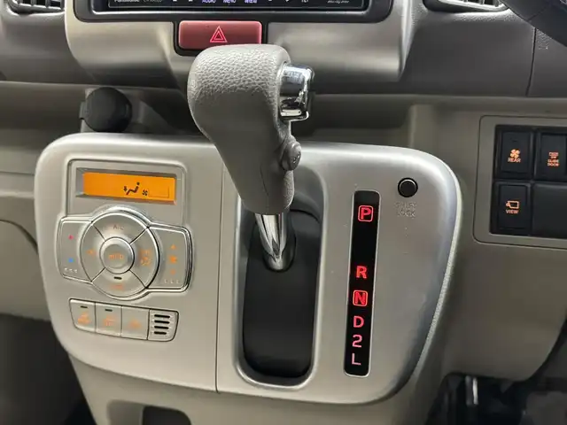 スズキ エブリィ ワゴン PZターボ スペシャル 三重県 2016(平28)年 4万km パールホワイト ガソリン・ターボ/キャブオーバーFR/インパネ4AT/パナソニック・ストラーダ 7インチ『美優ナビ』 CN-RX02D/（FM/AM/SD/iPod/TV/USB/Bluetooth/MEMORY MUSIC/CD/DVD/Blu-ray/HDMI/VTR）/バックアイカメラ/両側パワースライドドア/ETC/安全/・レーダーブレーキサポート/・ESP（横すべり防止機能）/・ヒルホールドコントロール（坂道発進補助）/・運転席、助手席エアバッグ/装備/・電動オートステップ/・オートエアコン/・リアヒーター/・オートライト/・ディスチャージヘッドライト/・フロントフォグライト/・ステアリングスイッチ/・純正14inAW/・電動格納ドアミラー/・パワーステアリング/・パワーウインドウ/・プッシュスタート/・スマートキーx2/・保/取/ナビ取/など