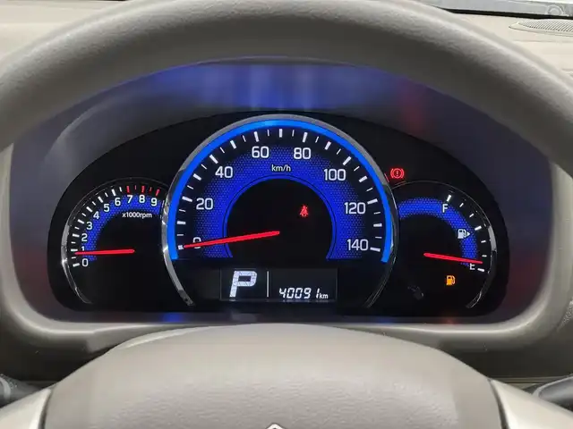 スズキ エブリィ ワゴン PZターボ スペシャル 三重県 2016(平28)年 4万km パールホワイト ガソリン・ターボ/キャブオーバーFR/インパネ4AT/パナソニック・ストラーダ 7インチ『美優ナビ』 CN-RX02D/（FM/AM/SD/iPod/TV/USB/Bluetooth/MEMORY MUSIC/CD/DVD/Blu-ray/HDMI/VTR）/バックアイカメラ/両側パワースライドドア/ETC/安全/・レーダーブレーキサポート/・ESP（横すべり防止機能）/・ヒルホールドコントロール（坂道発進補助）/・運転席、助手席エアバッグ/装備/・電動オートステップ/・オートエアコン/・リアヒーター/・オートライト/・ディスチャージヘッドライト/・フロントフォグライト/・ステアリングスイッチ/・純正14inAW/・電動格納ドアミラー/・パワーステアリング/・パワーウインドウ/・プッシュスタート/・スマートキーx2/・保/取/ナビ取/など