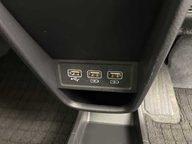 ホンダ Ｎ ＯＮＥ オリジナル 鹿児島県 2021(令3)年 3.1万km サーフブルー 純正SDナビ/(BT/AM/FM/CD)/ホンダセンシング/レーダークルーズコントロール/衝突軽減ブレーキ/レーンキープアシスト/先行車発進お知らせ機能/誤発進抑制機能/標識認識機能/オートマチックハイビーム/電動パーキングブレーキ/オートホールド/バックカメラ/チップアップシート/ハーフレザーシート/ETC/純正LEDヘッドライト/純正フロアマット