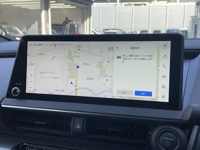 トヨタ プリウス Z 滋賀県 2023(令5)年 0.7万km プラチナホワイトパールマイカ 12.3インチ純正ナビ/Bluetooth/USB/Miracast/フルセグ/本革シート/パワーシート（D）/シートヒーター（D/N）/ベンチレーション（D/N）/ステアリングヒーター/パワーリアゲート/純正デジタルインナーミラー/前後ソナー/アドバンストパーキング/パノラミックビュー/BSM/電動パーキングブレーキ/オートブレーキホールド/オートライト/オートハイビーム/LEDヘッドライト/AC100V/ビルトインETC2.0/置くだけ充電