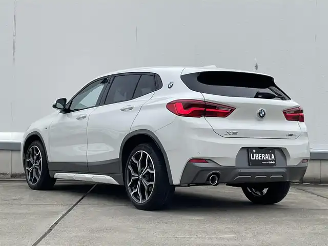 ＢＭＷ Ｘ２ sDrive18i MスポーツX 東京都 2019(令1)年 2.5万km アルピンホワイトⅢ 純正ナビ/フルセグTV/バックモニター/ACC/黒革シート/シートヒーター/パワーシート/スマートキー/ETCユニット/LEDヘッドライト/純正19インチAW