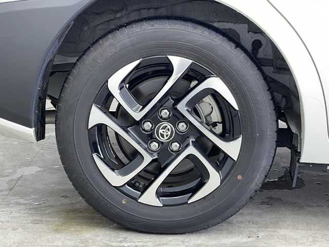 トヨタ シエンタ ハイブリッド Z 新潟県 2023(令5)年 2.1万km パール 10インチ純正ディスプレイオーディオ/両側パワースライドドア/ビルトインETC/前後コーナーセンサー/トヨタセーフティセンス/ステアリングヒーター/シートヒーター　両席/レーダークルーズコントロール/純正アルミ