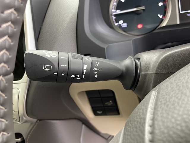 トヨタ ランドクルーザー プラド TX Lパッケージ マットブラED 千葉県 2023(令5)年 1.6万km ホワイトパールクリスタルシャイン 禁煙車/純正ナビ/・CD/DVD/Bluetooth/iPod/・バックカメラ/トヨタセーフティーセンサー/・レーダークルーズコントロール/・レーンキープ/・衝突被害軽減ブレーキ/シートヒーター/・シートクーラー/ステアリングリモコン/MTモード/駆動方式切り替え/三列シート電動格納スイッチ/デュアルエアコン/スマートキー